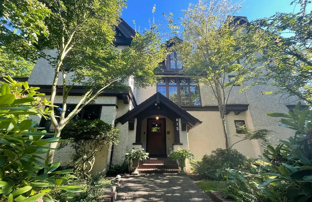 Cecil Bacon Manor-1